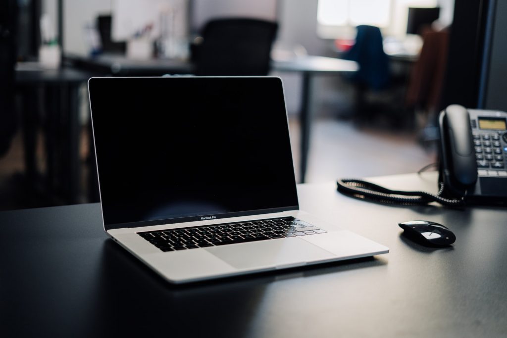 Vefsíðugerð - Macbook - netverslun